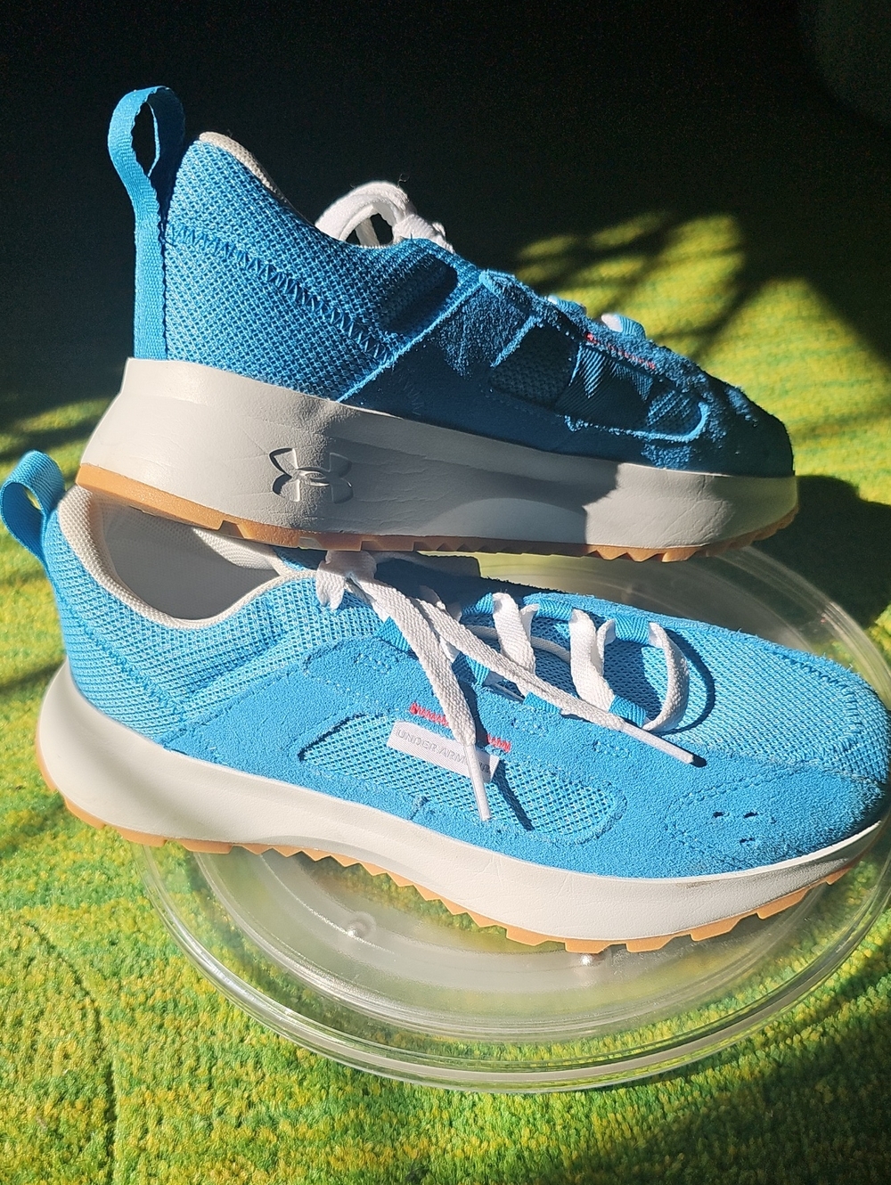 U The Sky blue under armor sports shoes. Size 6Y